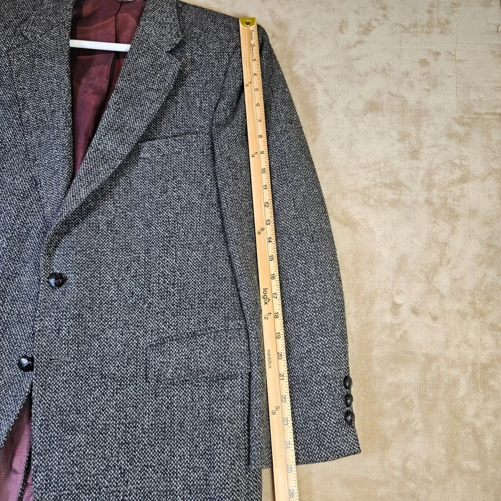 Austin Manor Mens Grey Tweed Blazer Sport Coat 44R Made in USA Two Button 4218-4